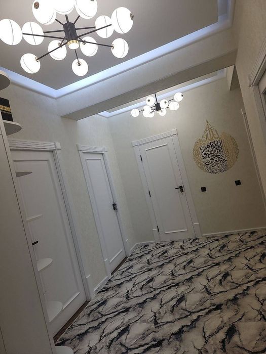 Sag'bon Nurafshon chorrahasida uy sotiladi.