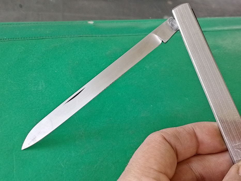 Български джобен нож