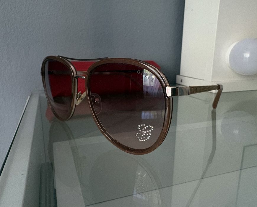 Дамски очила GUESS