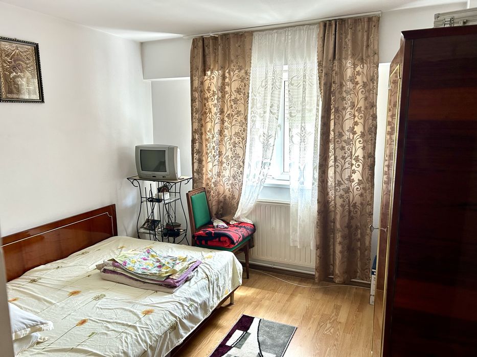 Apartament 3 camere ultracentral – vedere dublă