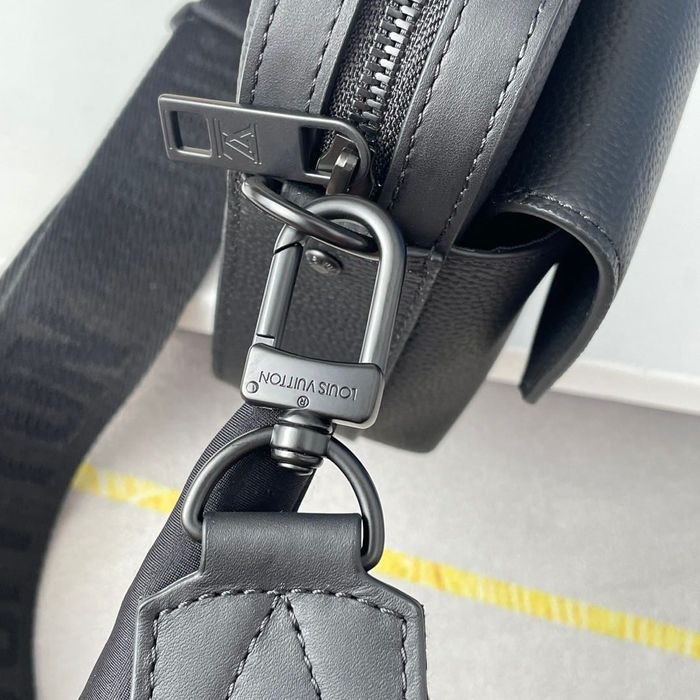 Чанта мъжка Louis Vuitton