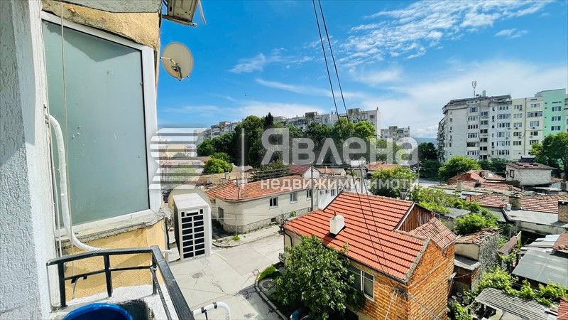 Продава се Тристаен апартамент в Варна, Колхозен пазар - 68 кв.м за 1618 €/кв.м - Снимка #8