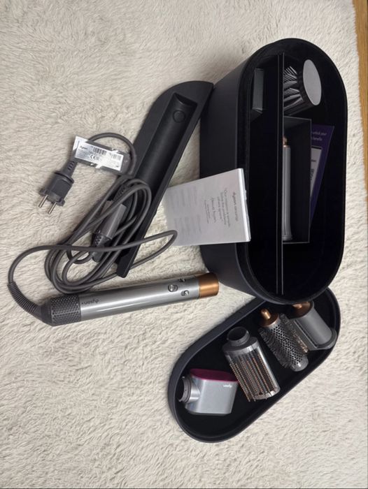 Dyson airwrap multistyler