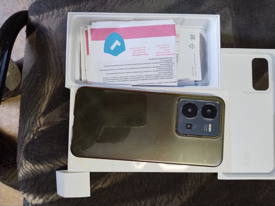 Смартфон Vivo Y35