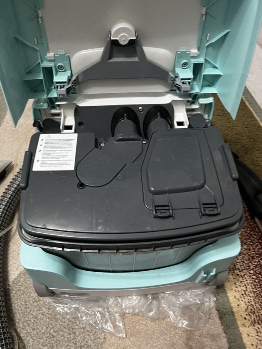 Моющий пылесос Bosch