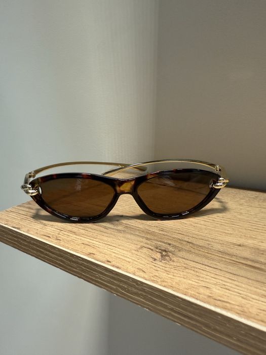 Очки солнцезащитные