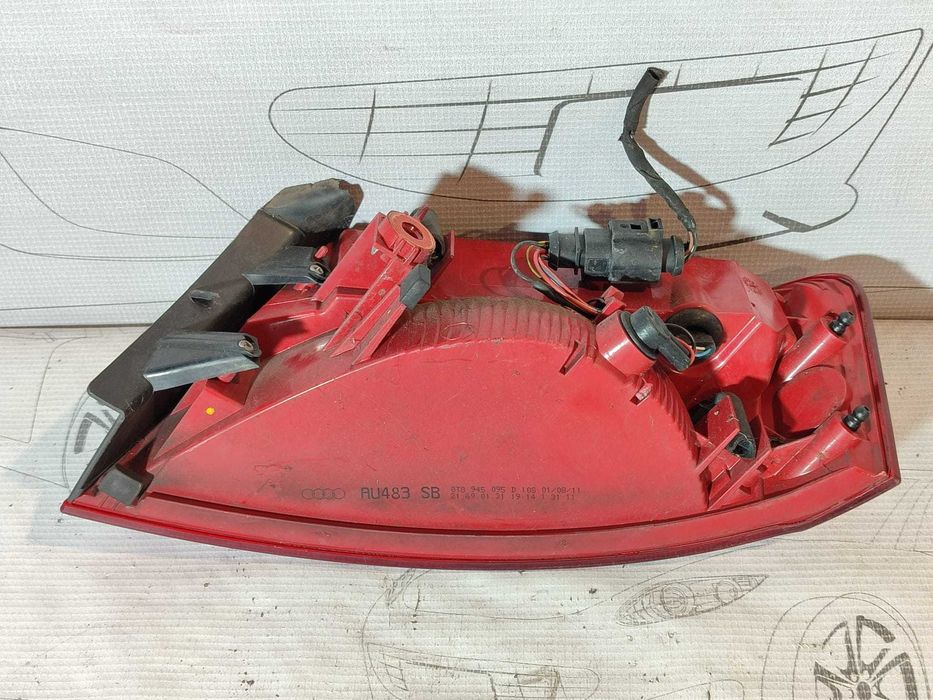 Stop aripă spate stânga Hatchback Audi A5 Sportback 8TA 2011 2.0 B Cod OEM: 8T8945095D (5G3)