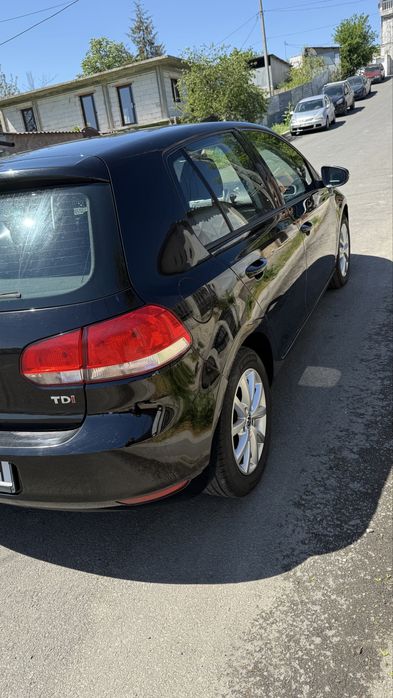 VOLKSWAGEN Golf 2012 — imagine 2
