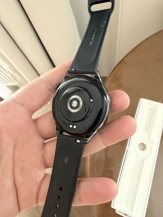 Продам часы Xiaomi watch s4