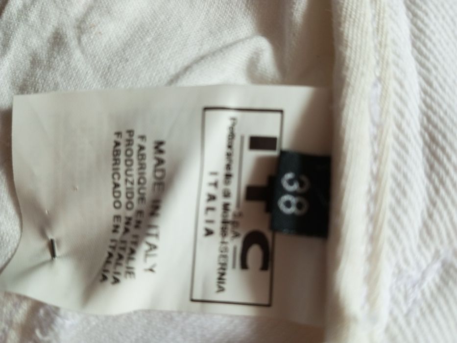 Джинсы белые, Италия