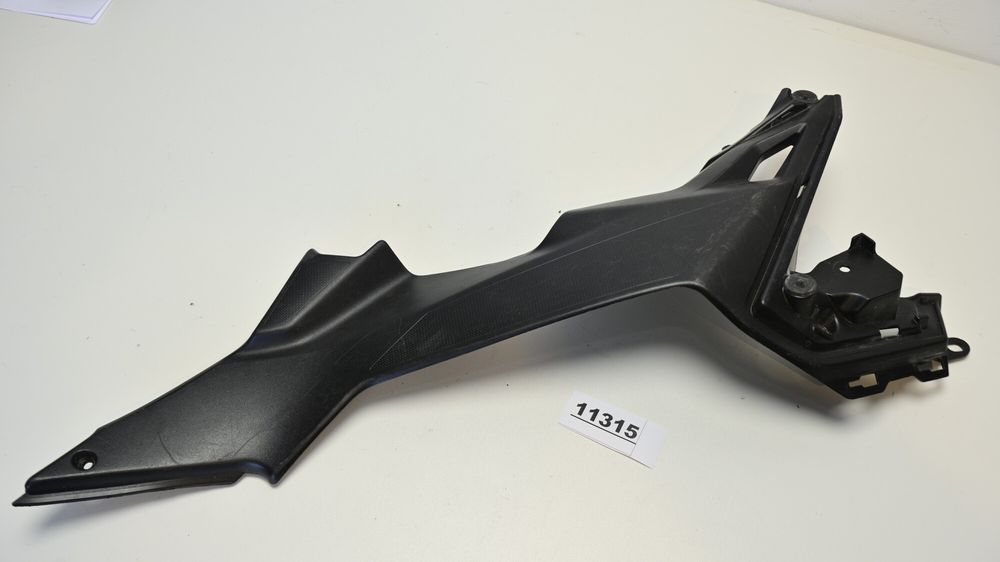 Carena Rezervor Benzina Stanga Kawasaki Z650 2017 - 2019 Ghiroda