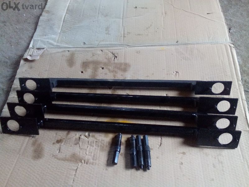 Продавам инструменти за зацепване на ангренажен ремък за ауди V8 40v и