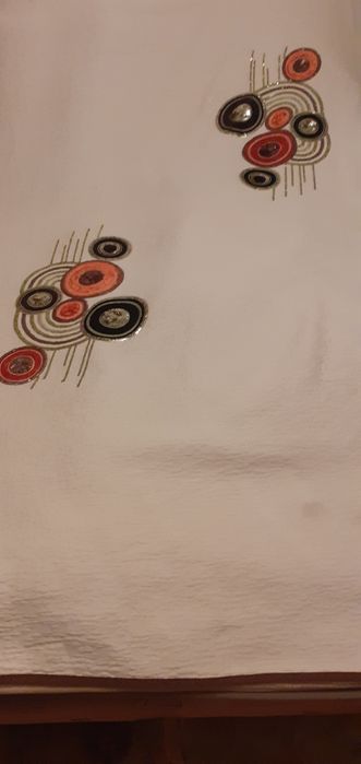 Vand 2 cuverturi elegante si salteluța (topper) de o persoana