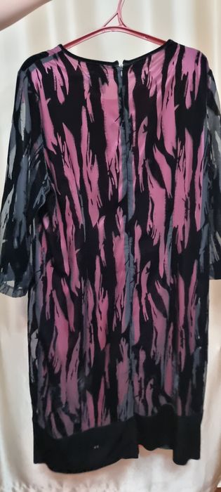 Продам платье женское