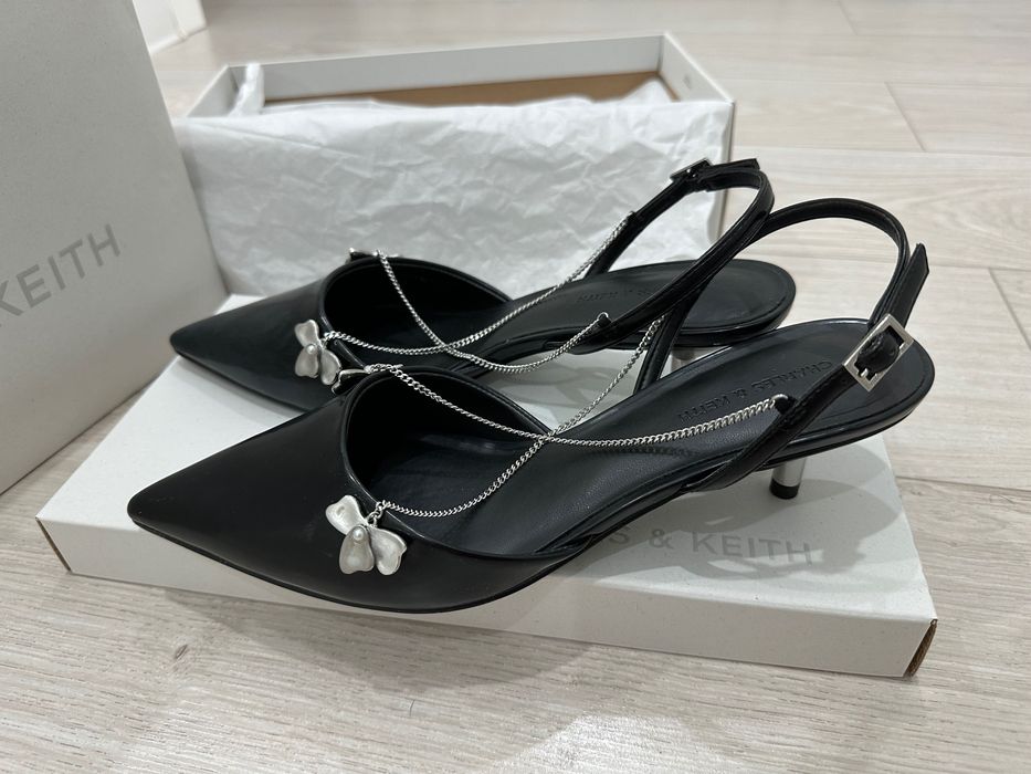 Продается! Туфли charles & keith. Оригинал. 20000тг