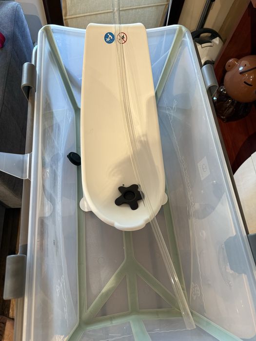 Вана със стойка Stokke