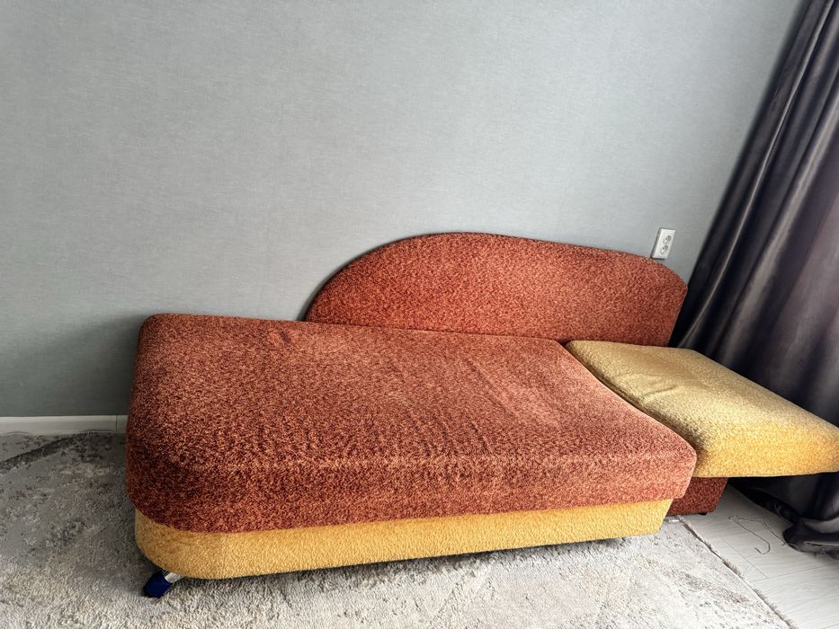 Срочно продам диван!