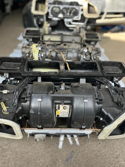 Радиатор печка Бмв Е38.