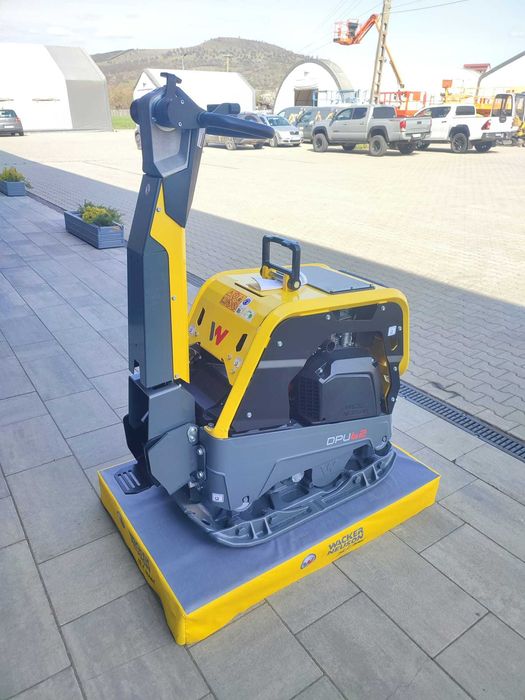 Placa vibranta Wacker Neuson DPU6260Hehp Model NOU!