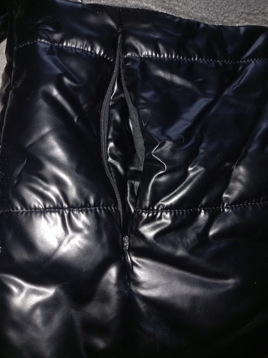 Продам куртку бу за 10000