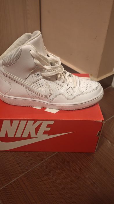 Кецове Nike Air Force 42 номер
