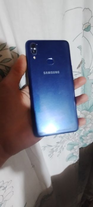 продам Samsung galaxy A10s
