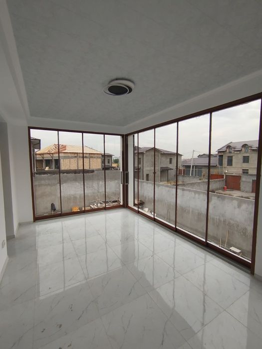 Межкомнатные стеклянные перегородки