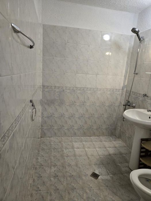 Дава се под наем Тристаен апартамент в София, Обеля - 87 кв.м за 460 € - Снимка #8