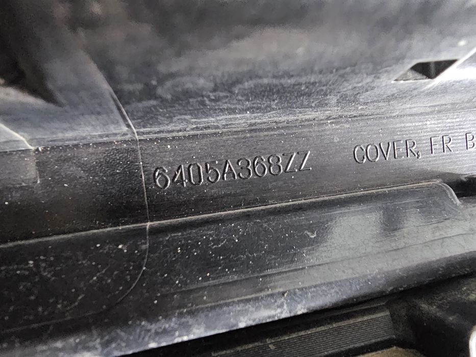 Grila bara fata Mitsubishi Eclipse Cross Facelift dupa 2021 cod 6405A368ZZ