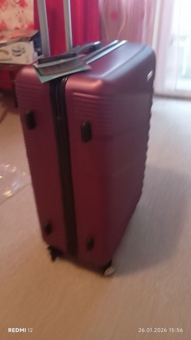 Troler mare, nou, cu eticheta