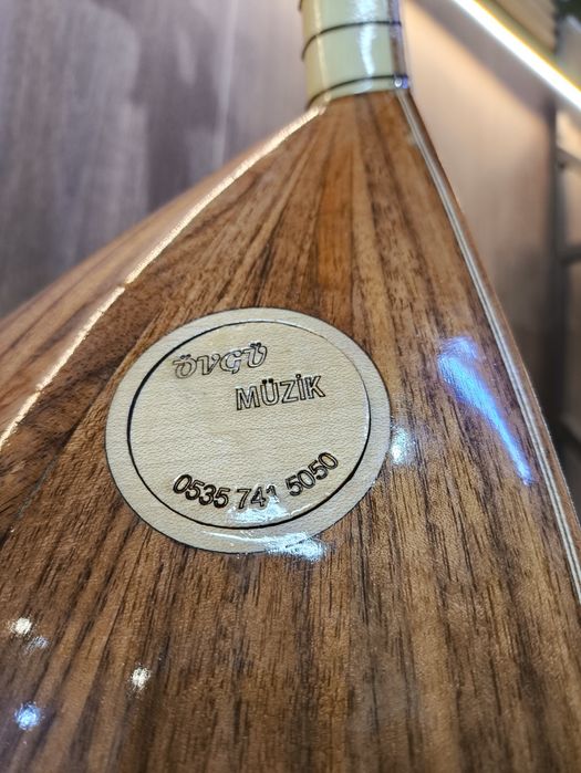 Турецкий баглама саз