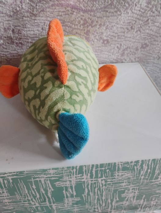 Сладка плюшена играчка рибка