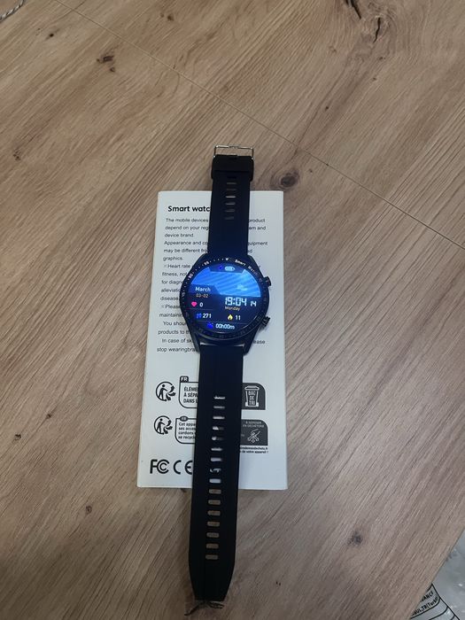 Уникален смарт часовник