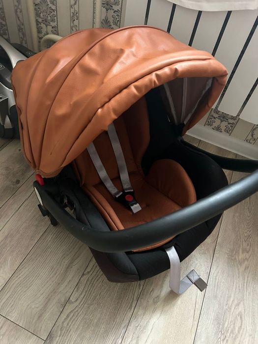 Продам коляску в отличном состоянии