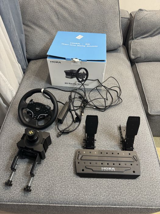 Moza r5 игровой руль