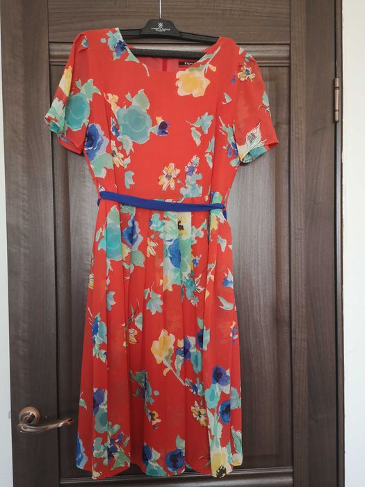 Женское платье все вместе по 1000тг