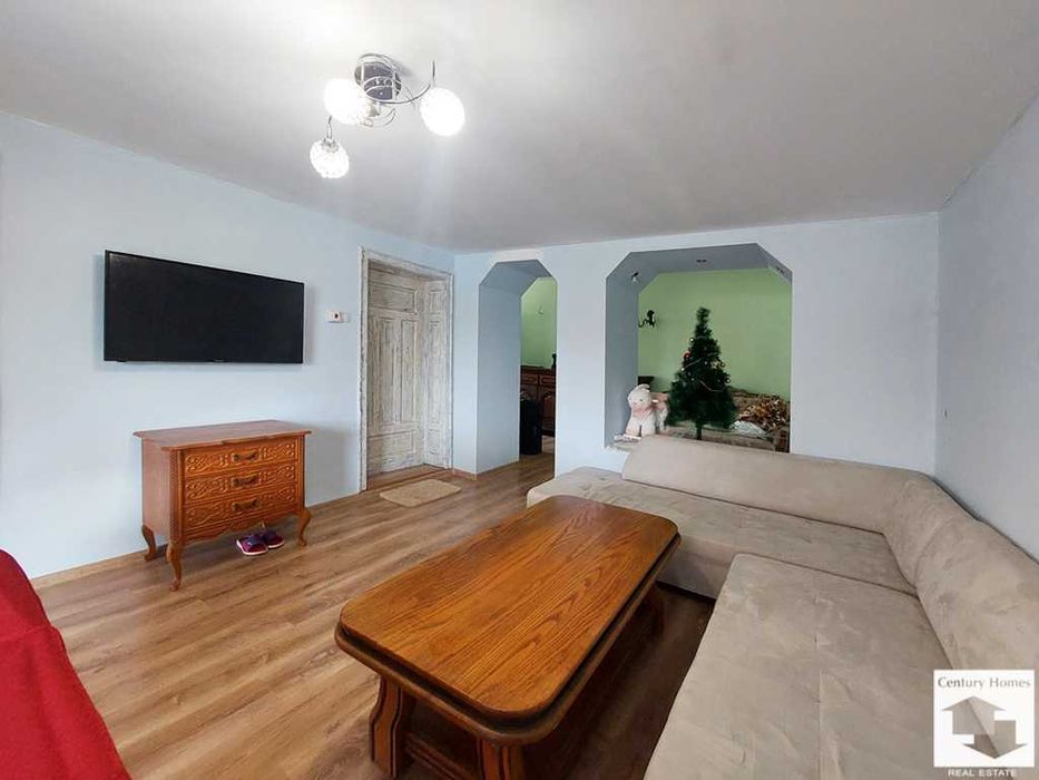 140337 Уникален имот с 5 дка двор и две къщи в с. Паскалевец