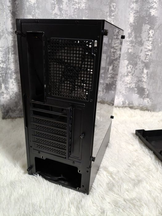 Продам корпус Antec AX20 черный