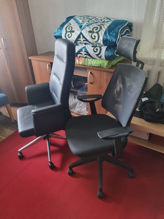 Кресло на колёсиках