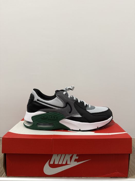 Nike Air Max Excee - 44