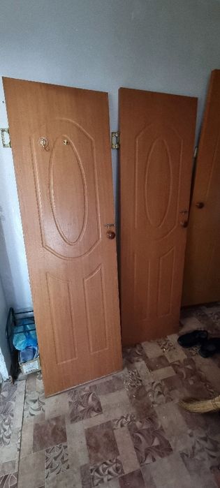 Продам межкомнатные двери