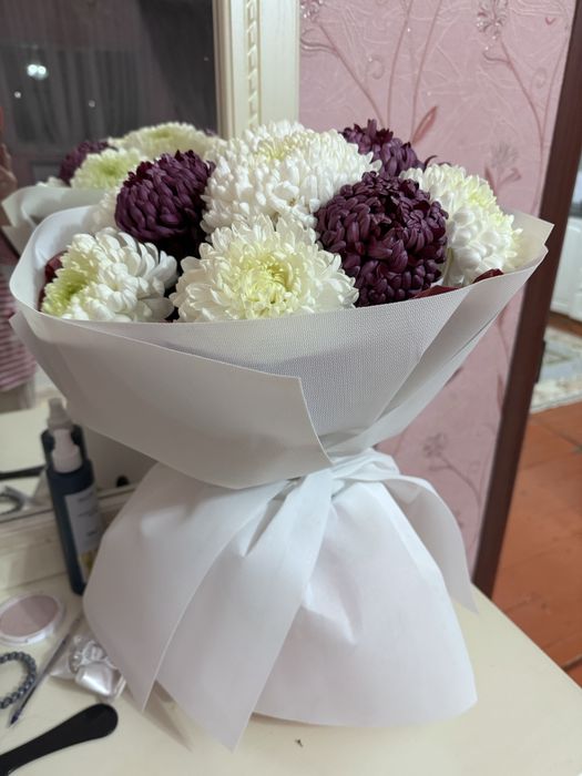 Букет б/у. Пупоновые хризантемы.