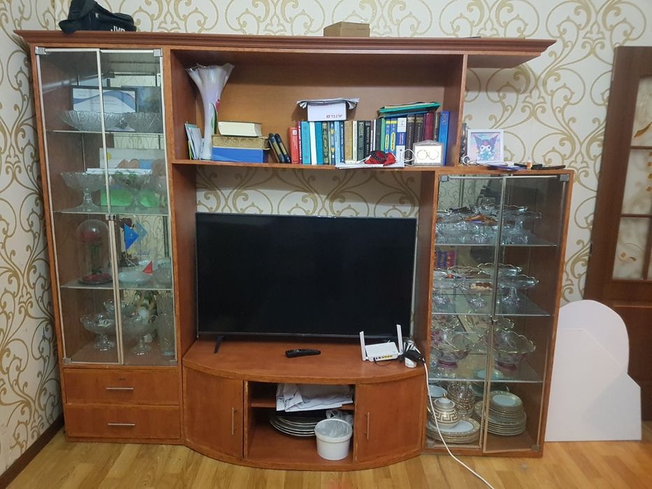 Стенка срочно продам