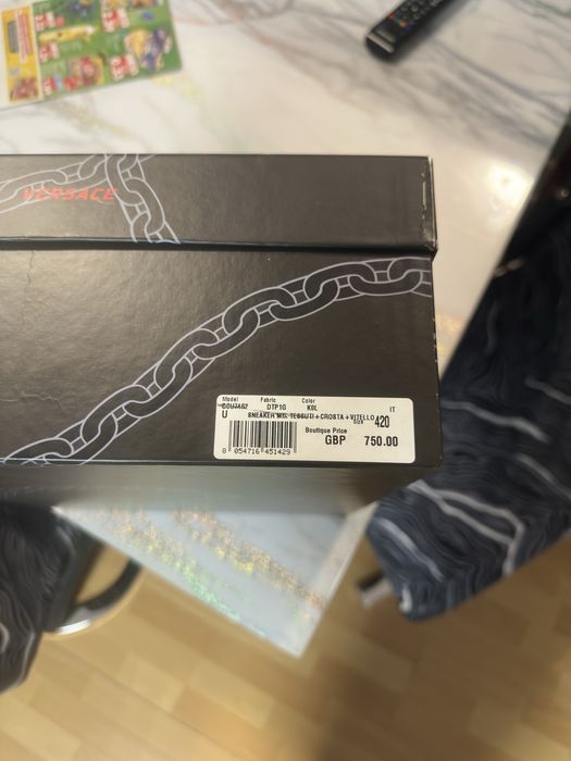 Versace Chain Reaction