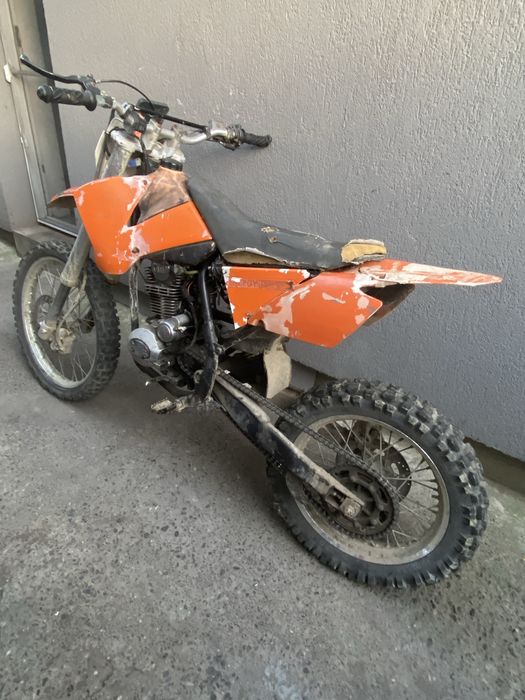 Vand cros 200 cc 4 timpi