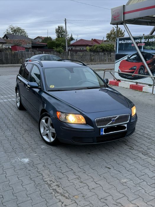 Volvo V50