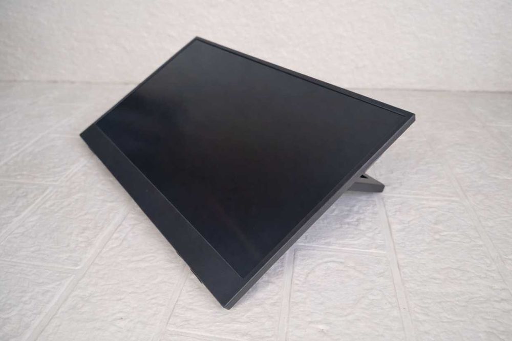 Преносим Full HD 14" монитор