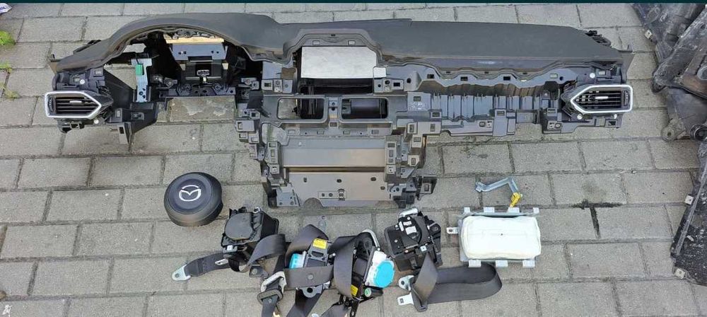 Арматурно табло колани airbag Mazda CX5 CX-5 II ot 2017- Original HUD