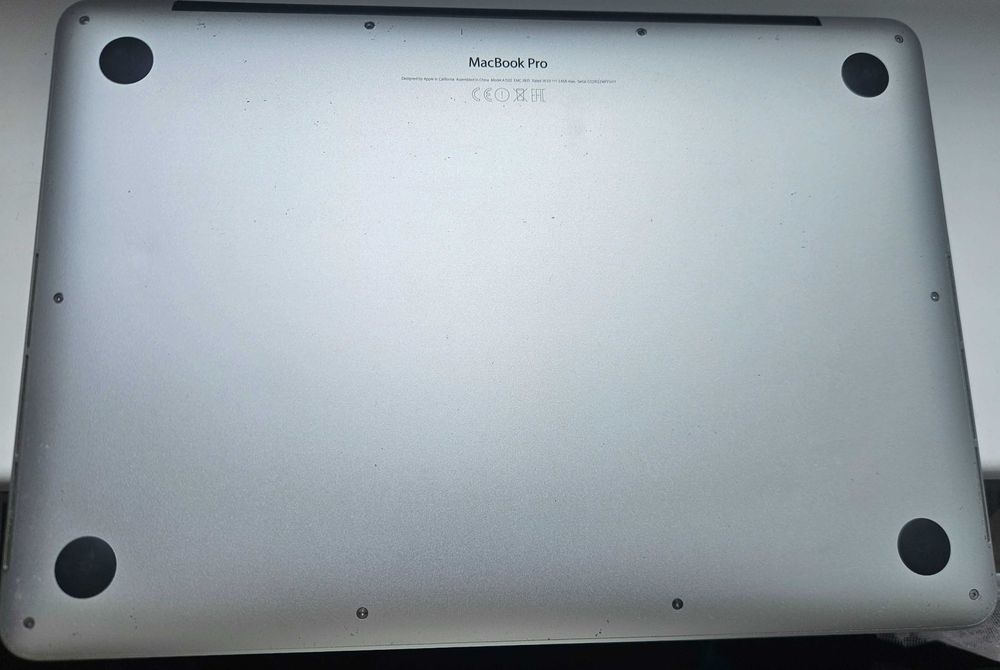 Macbook Pro 13  Retina, 512GB SSD, Mac OS Sequoia и Windows 11