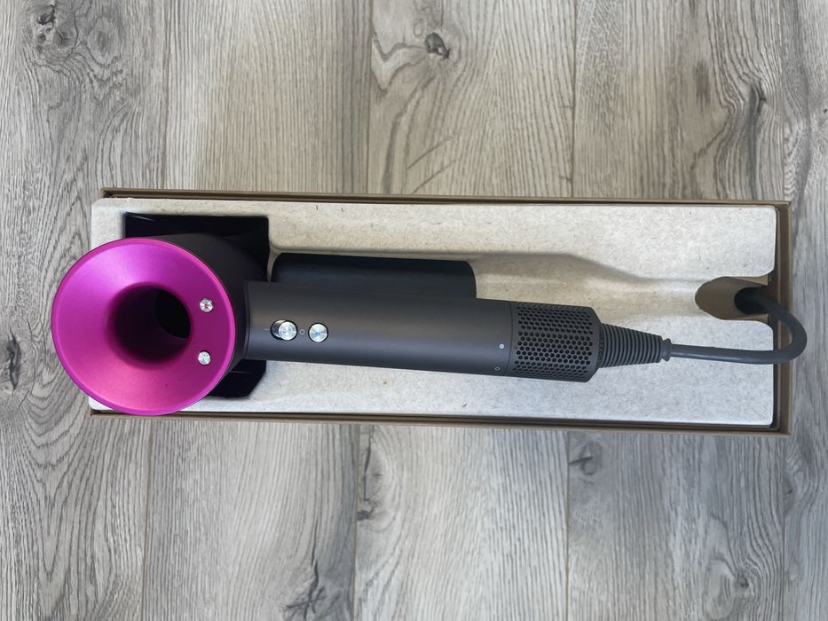 Dyson supersonic HD08 culoare mov, nou